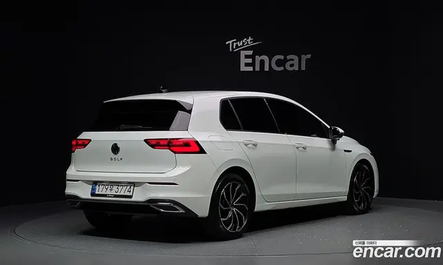 Volkswagen Golf 2022 2.0 автомат (гидро), миниатюра 2 Volkswagen Golf 2022 2.0 автомат (гидро), миниатюра 2