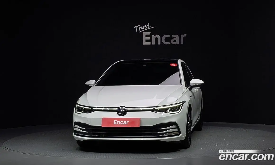 Volkswagen Golf 2022 2.0 автомат (гидро), фото 3 Volkswagen Golf 2022 2.0 автомат (гидро), фото 3