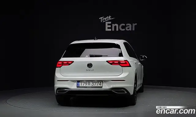 Volkswagen Golf 2022 2.0 автомат (гидро), миниатюра 4 Volkswagen Golf 2022 2.0 автомат (гидро), миниатюра 4