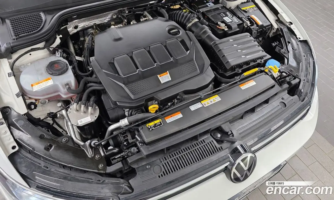 Volkswagen Golf 2022 2.0 автомат (гидро), фото 6 Volkswagen Golf 2022 2.0 автомат (гидро), фото 6