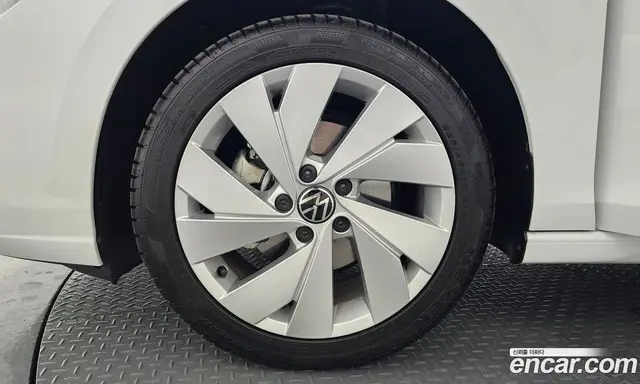 Volkswagen Golf 2025 2.0 автомат (гидро), миниатюра 5 Volkswagen Golf 2025 2.0 автомат (гидро), миниатюра 5