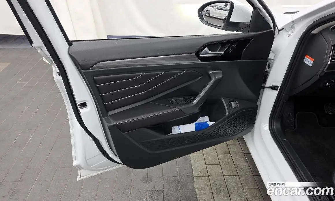 Volkswagen Jetta 2023 1.5 автомат (гидро), фото 14 Volkswagen Jetta 2023 1.5 автомат (гидро), фото 14