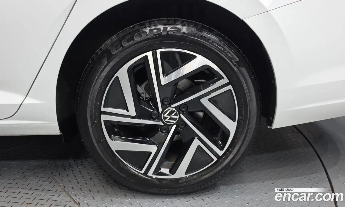 Volkswagen Jetta 2024 1.5 автомат (гидро), фото 7 Volkswagen Jetta 2024 1.5 автомат (гидро), фото 7