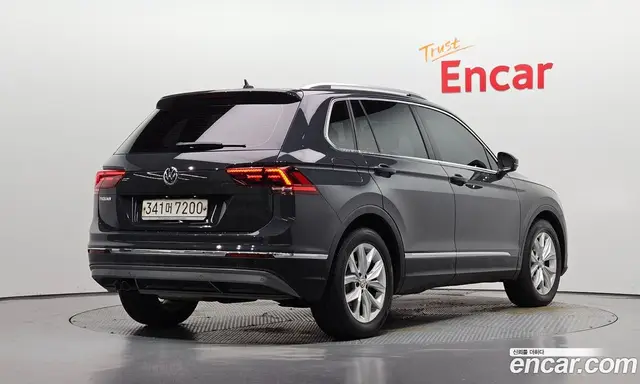 Volkswagen Tiguan 2020 2.0 автомат (гидро), миниатюра 2 Volkswagen Tiguan 2020 2.0 автомат (гидро), миниатюра 2