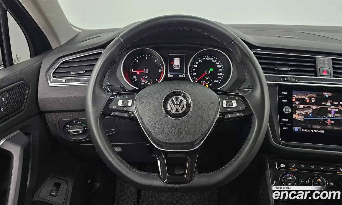 Volkswagen Tiguan 2020 2.0 автомат (гидро), фото 14 Volkswagen Tiguan 2020 2.0 автомат (гидро), фото 14