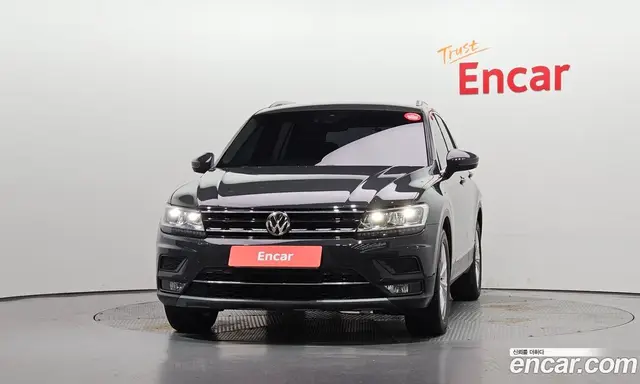 Volkswagen Tiguan 2020 2.0 автомат (гидро), миниатюра 3 Volkswagen Tiguan 2020 2.0 автомат (гидро), миниатюра 3