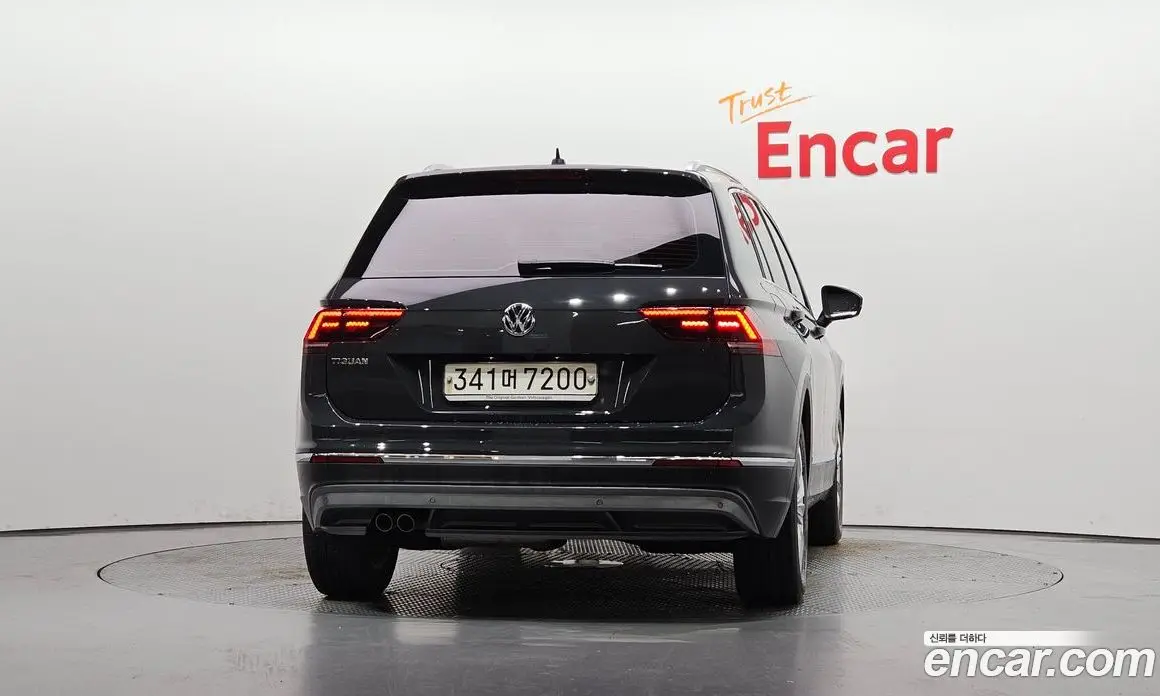 Volkswagen Tiguan 2020 2.0 автомат (гидро), фото 4 Volkswagen Tiguan 2020 2.0 автомат (гидро), фото 4