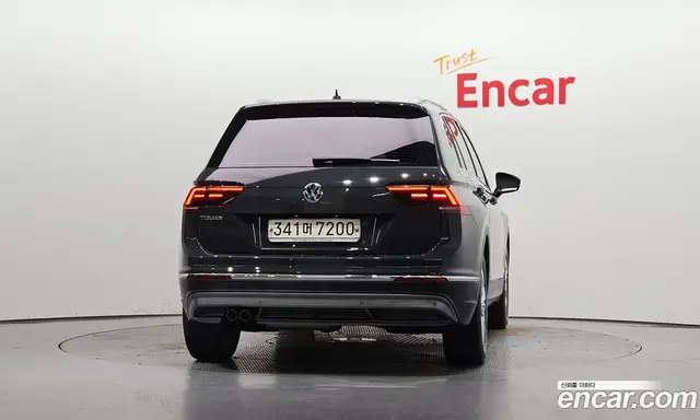 Volkswagen Tiguan 2020 2.0 автомат (гидро), миниатюра 4 Volkswagen Tiguan 2020 2.0 автомат (гидро), миниатюра 4