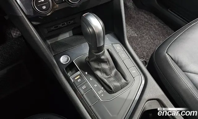 Volkswagen Tiguan 2020 2.0 автомат (гидро), миниатюра 9 Volkswagen Tiguan 2020 2.0 автомат (гидро), миниатюра 9