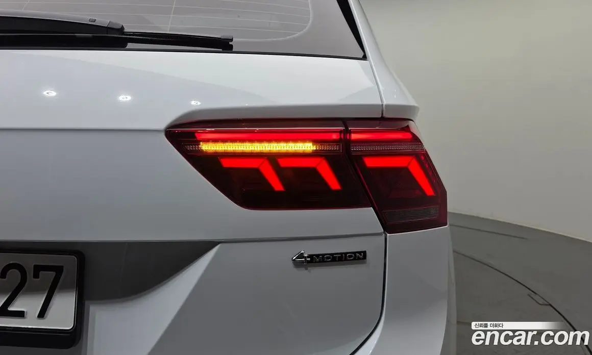 Volkswagen Tiguan 2023 2.0 автомат (гидро), фото 9
