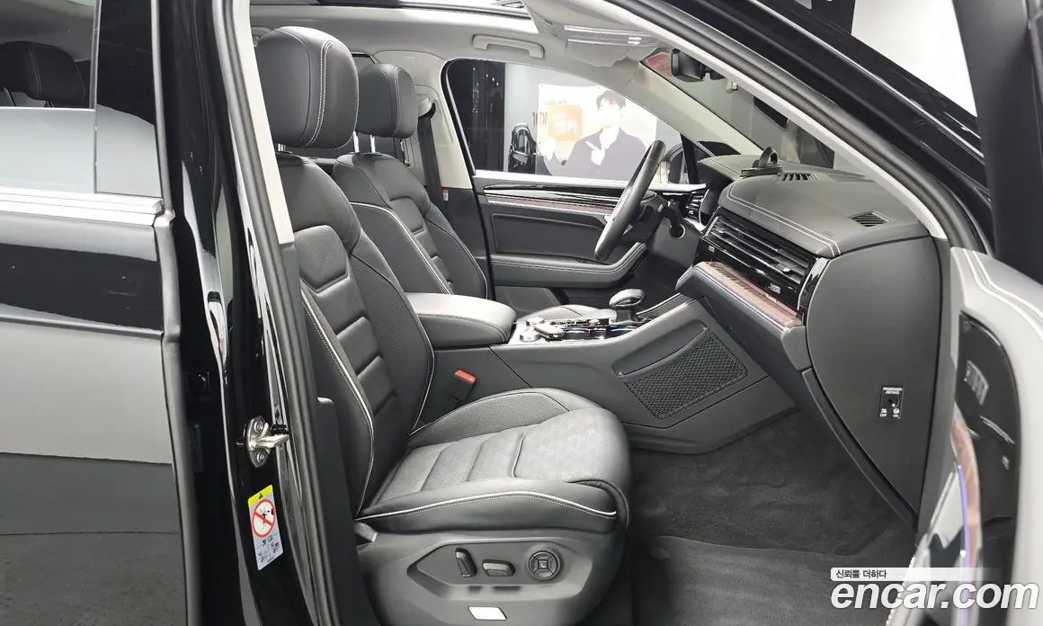 Volkswagen Touareg 2025 3.0 автомат (гидро), фото 16 Volkswagen Touareg 2025 3.0 автомат (гидро), фото 16