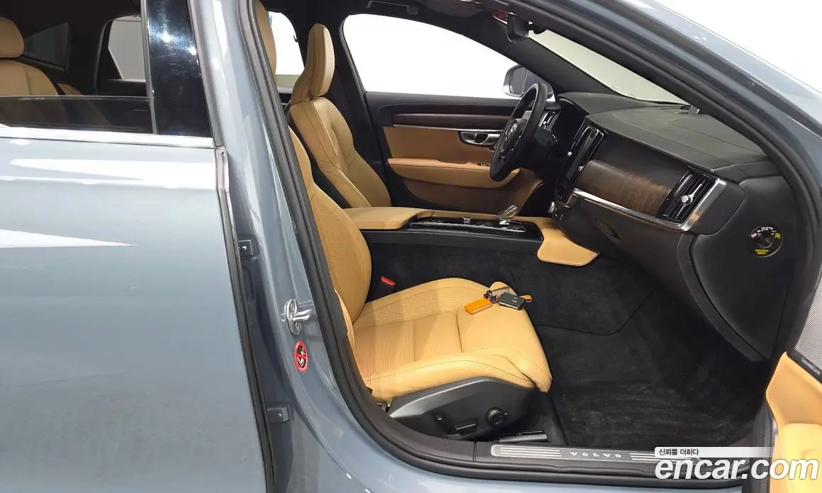 Volvo S90 2023 2.0 автомат (гидро), фото 16