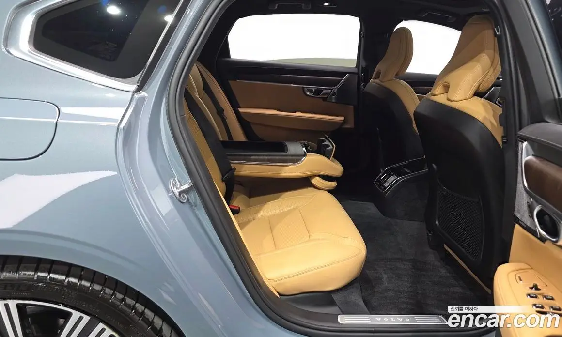 Volvo S90 2023 2.0 автомат (гидро), фото 17