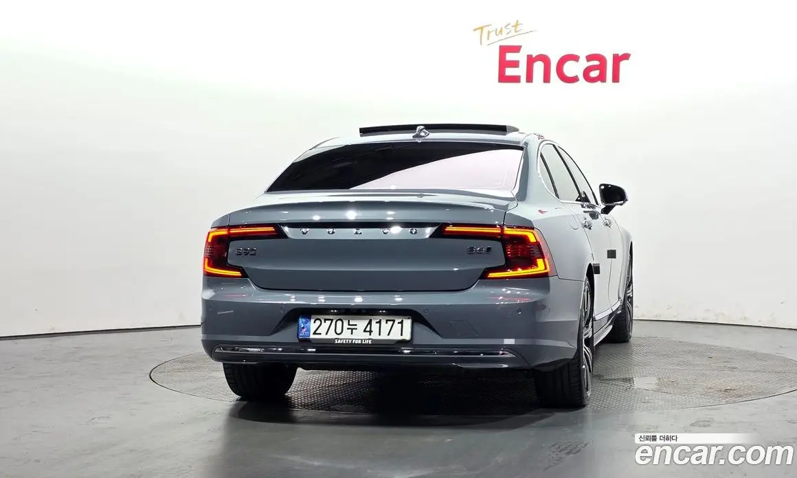 Volvo S90 2023 2.0 автомат (гидро), фото 4
