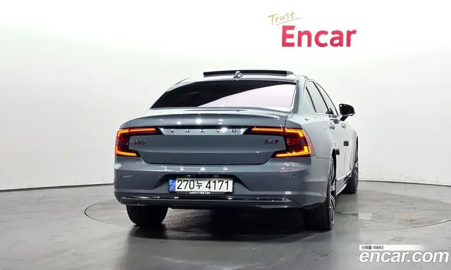 Volvo S90 2023 2.0 автомат (гидро), миниатюра 4