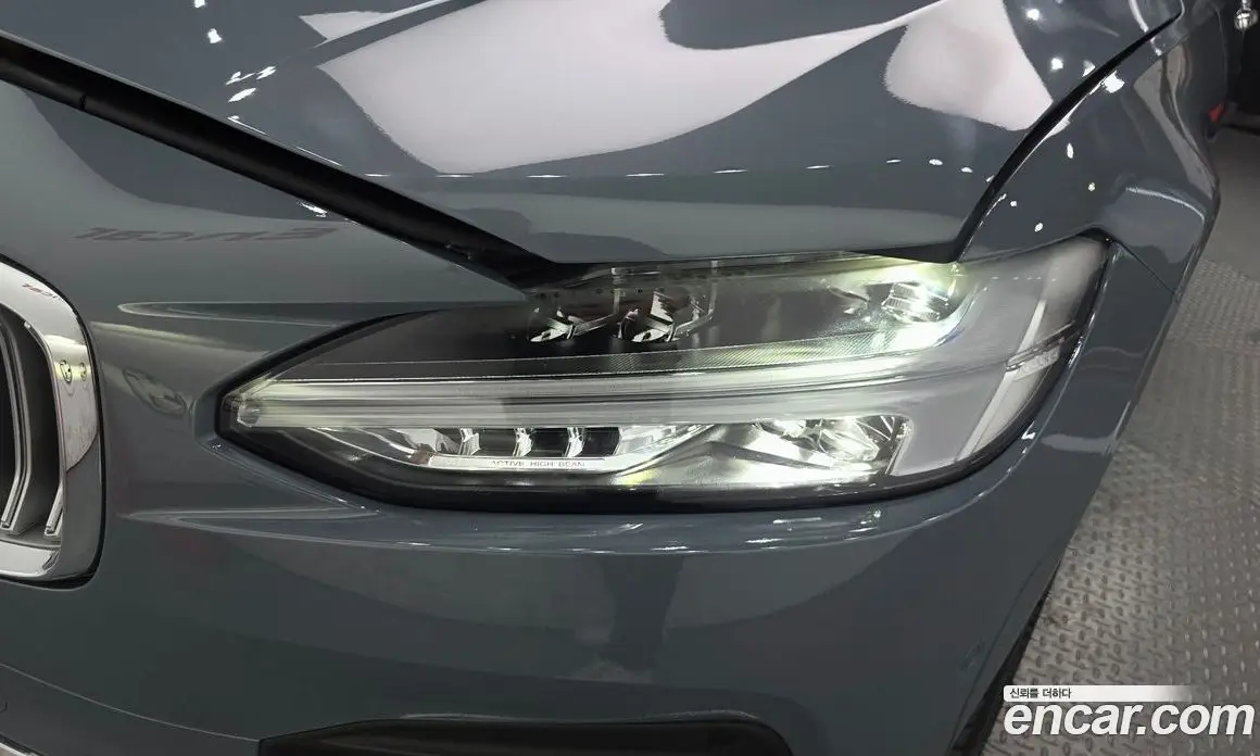 Volvo S90 2023 2.0 автомат (гидро), фото 8