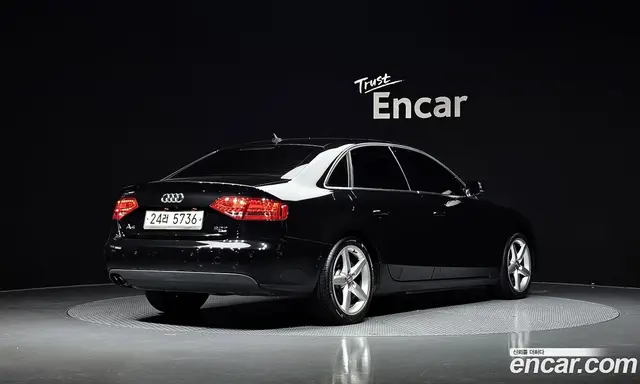 Audi A4 2010 2.0 автомат (гидро), миниатюра 2