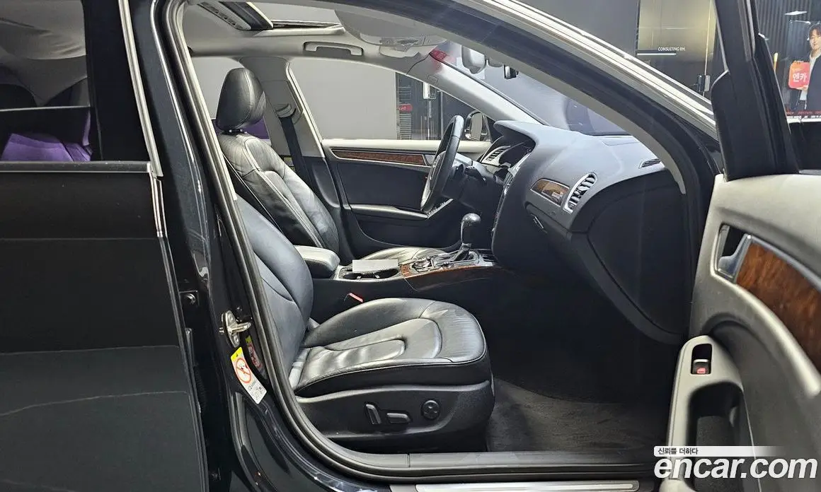 Audi A4 2010 2.0 автомат (гидро), фото 17