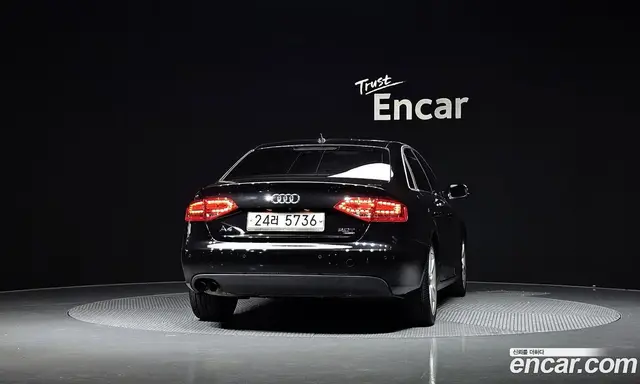 Audi A4 2010 2.0 автомат (гидро), миниатюра 4