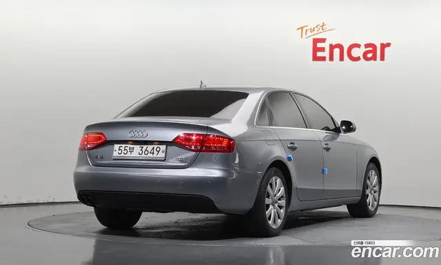 Audi A4 2011 2.0 автомат (гидро), миниатюра 2