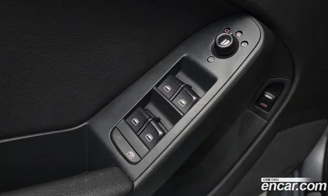 Audi A4 2011 2.0 автомат (гидро), миниатюра 11