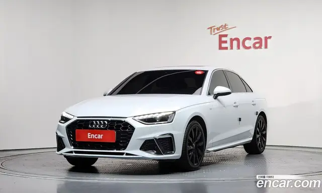 Audi A4, 2023, 25 739 км