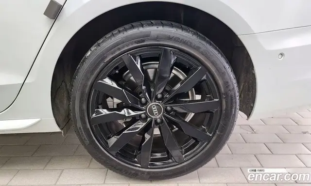 Audi A4 2023 2.0 автомат (гидро), миниатюра 7 Audi A4 2023 2.0 автомат (гидро), миниатюра 7