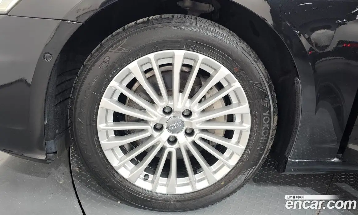 Audi A6 2021 2.0 автомат (гидро), фото 5