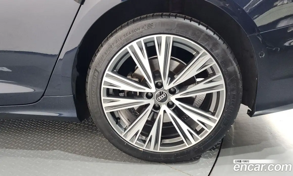 Audi A6 2023 3.0 автомат (гидро), фото 7 Audi A6 2023 3.0 автомат (гидро), фото 7