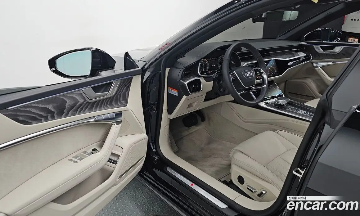 Audi A7 2025 2.0 автомат (гидро), фото 17