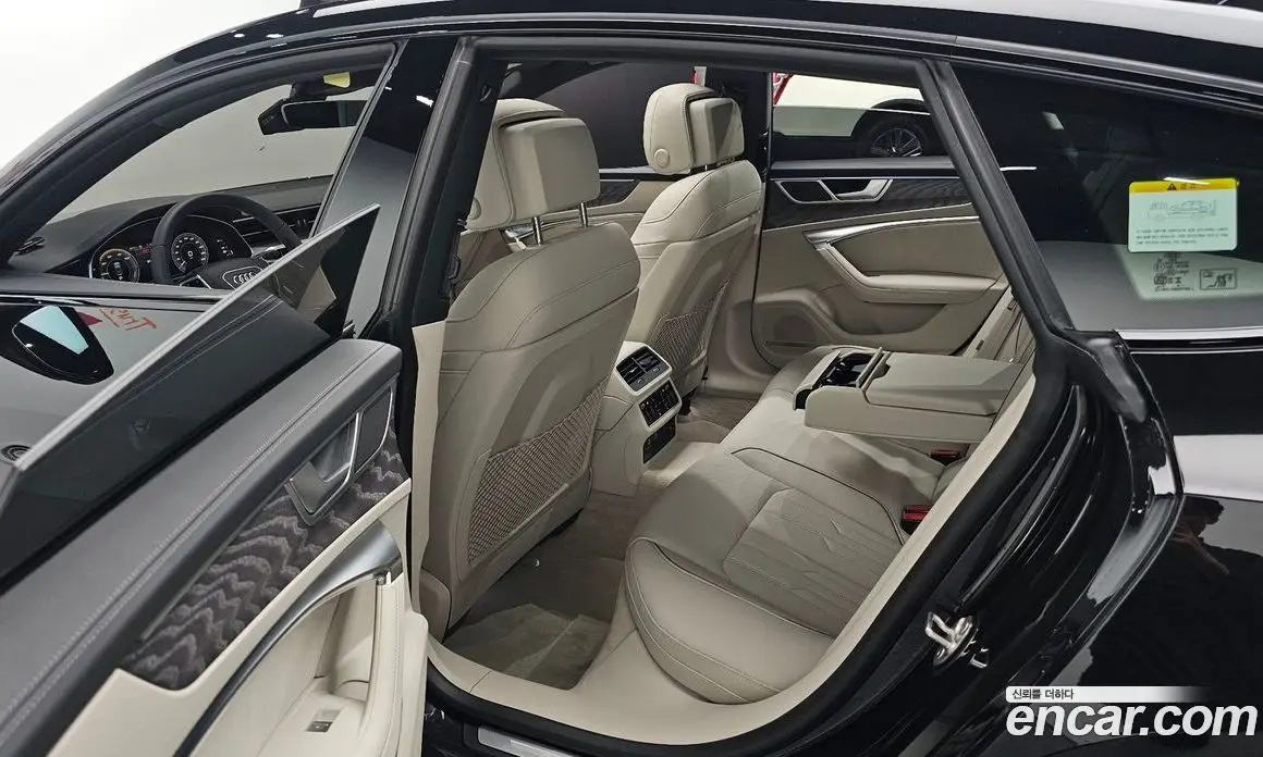 Audi A7 2025 2.0 автомат (гидро), фото 18
