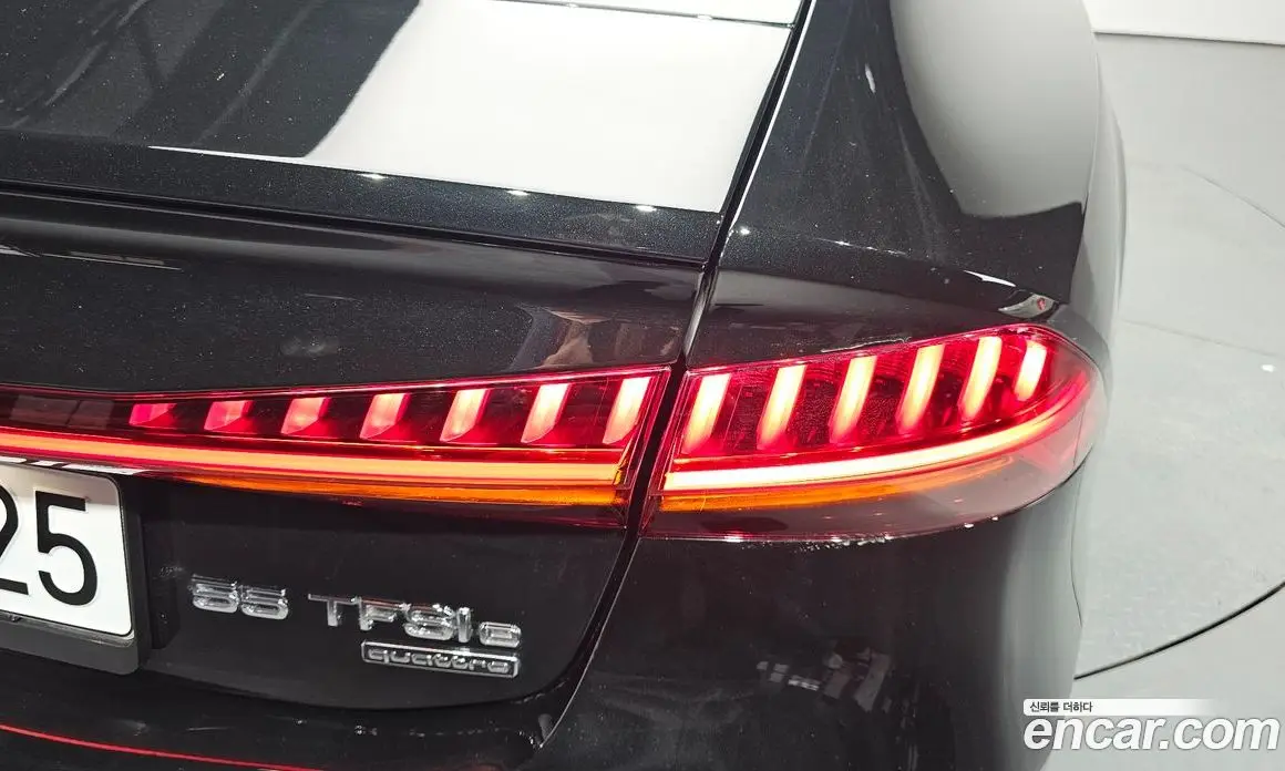 Audi A7 2025 2.0 автомат (гидро), фото 9