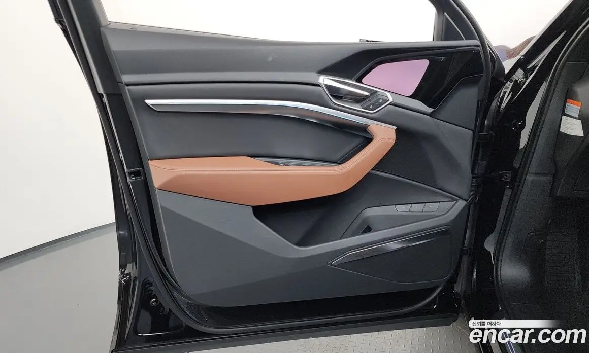 Audi e-tron 2023 0.2 автомат (гидро), фото 14 Audi e-tron 2023 0.2 автомат (гидро), фото 14