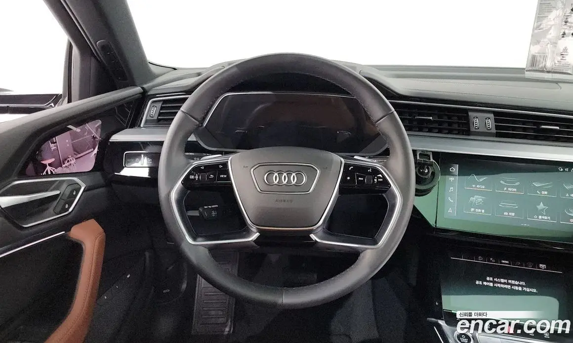 Audi e-tron 2023 0.2 автомат (гидро), фото 19 Audi e-tron 2023 0.2 автомат (гидро), фото 19