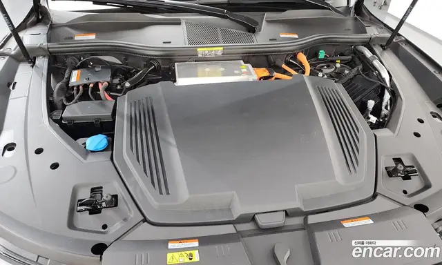 Audi e-tron 2023 0.2 автомат (гидро), миниатюра 6 Audi e-tron 2023 0.2 автомат (гидро), миниатюра 6