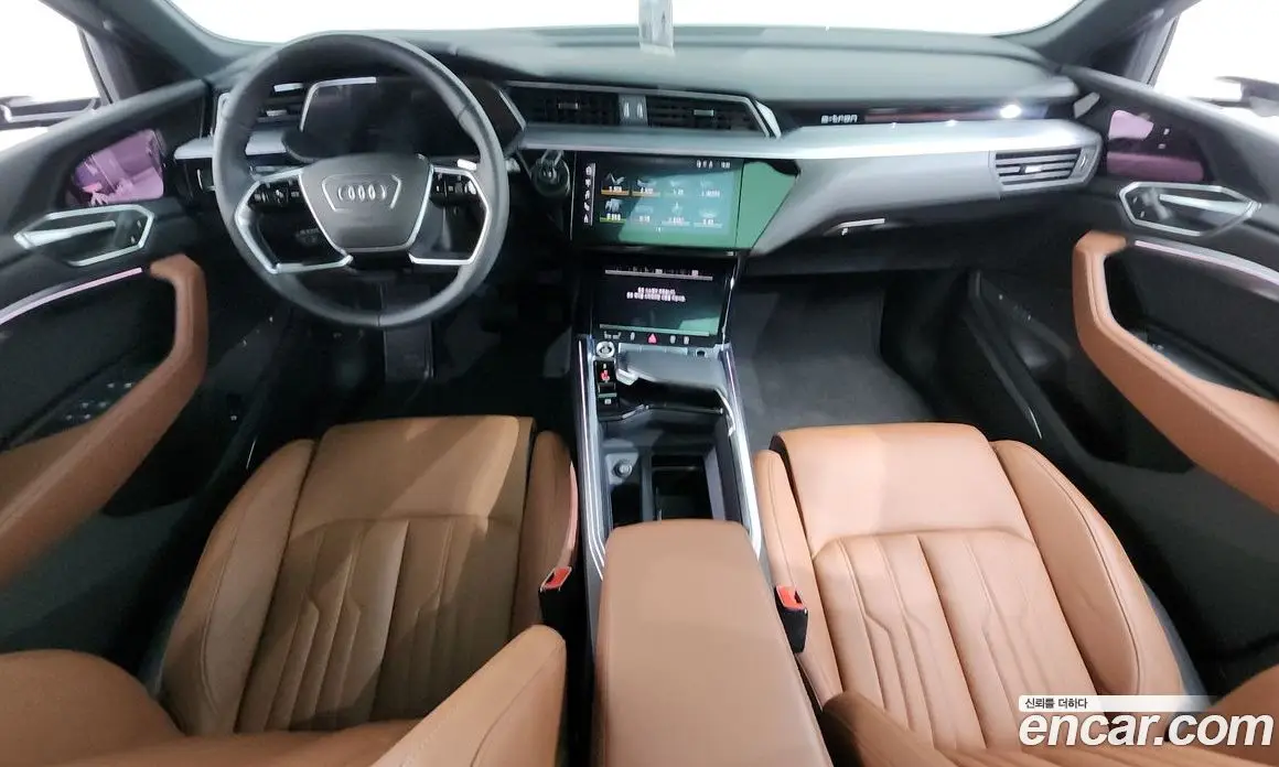 Audi e-tron 2023 0.2 автомат (гидро), фото 10 Audi e-tron 2023 0.2 автомат (гидро), фото 10