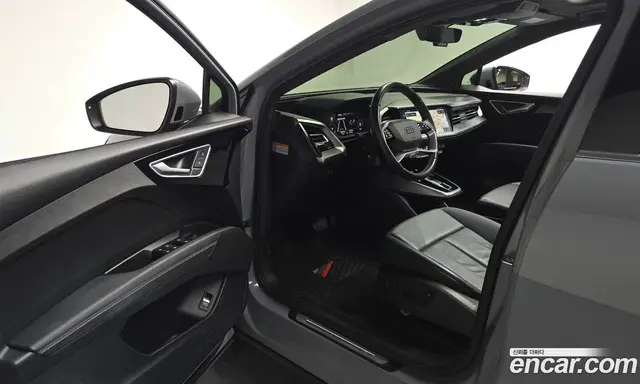 Audi Q4 e-tron 2022 0.2 автомат (гидро), миниатюра 12