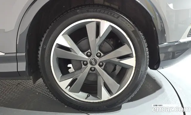 Audi Q4 e-tron 2022 0.2 автомат (гидро), миниатюра 6