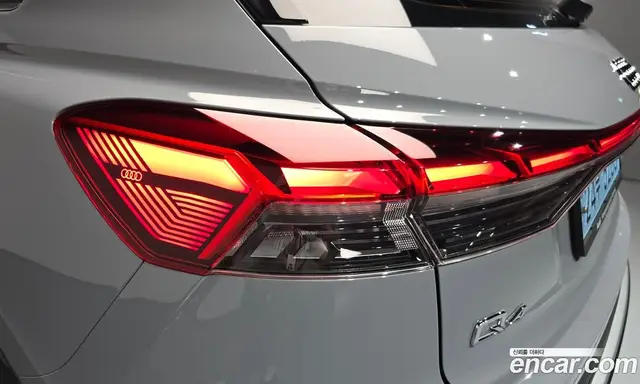 Audi Q4 e-tron 2022 0.2 автомат (гидро), миниатюра 8