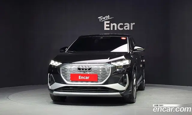 Audi Q4 e-tron 2022 0.1 автомат (гидро), миниатюра 3