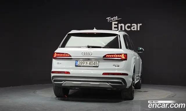 Audi Q7 2021 3.0 автомат (гидро), миниатюра 3 Audi Q7 2021 3.0 автомат (гидро), миниатюра 3