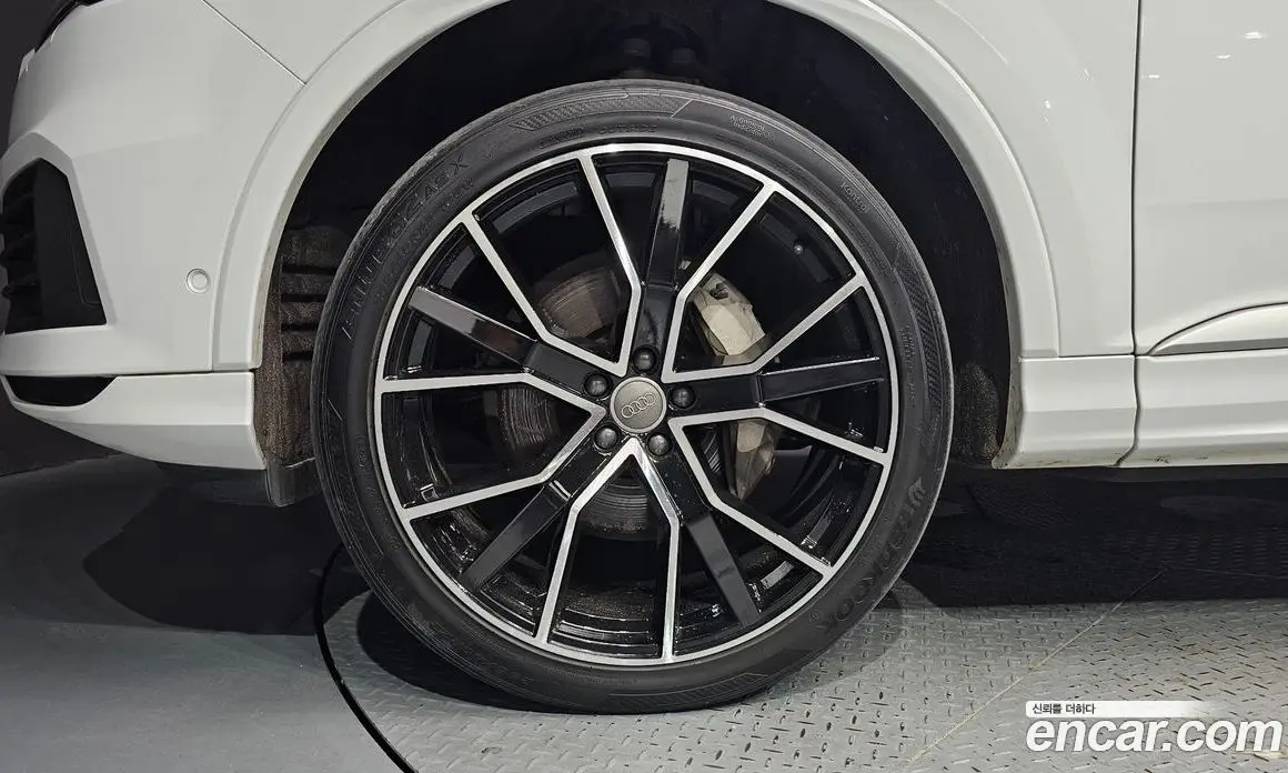 Audi Q7 2021 3.0 автомат (гидро), фото 4 Audi Q7 2021 3.0 автомат (гидро), фото 4