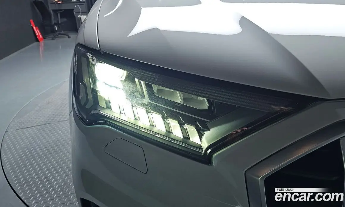 Audi Q7 2021 3.0 автомат (гидро), фото 7 Audi Q7 2021 3.0 автомат (гидро), фото 7