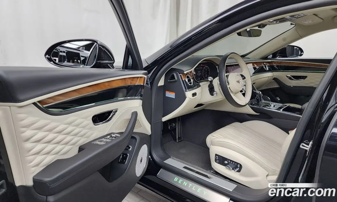 Bentley Flying Spur 2022 4.0 автомат (гидро), фото 13 Bentley Flying Spur 2022 4.0 автомат (гидро), фото 13