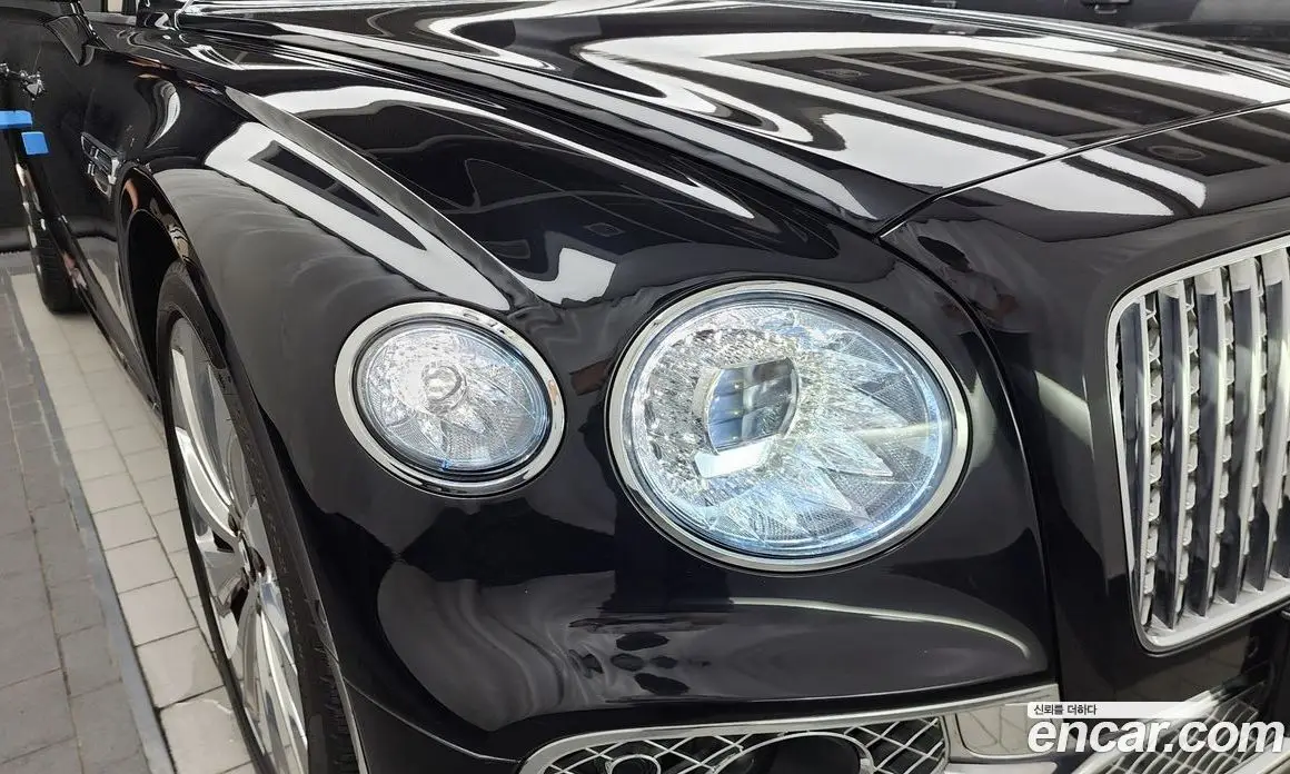 Bentley Flying Spur 2022 4.0 автомат (гидро), фото 8 Bentley Flying Spur 2022 4.0 автомат (гидро), фото 8