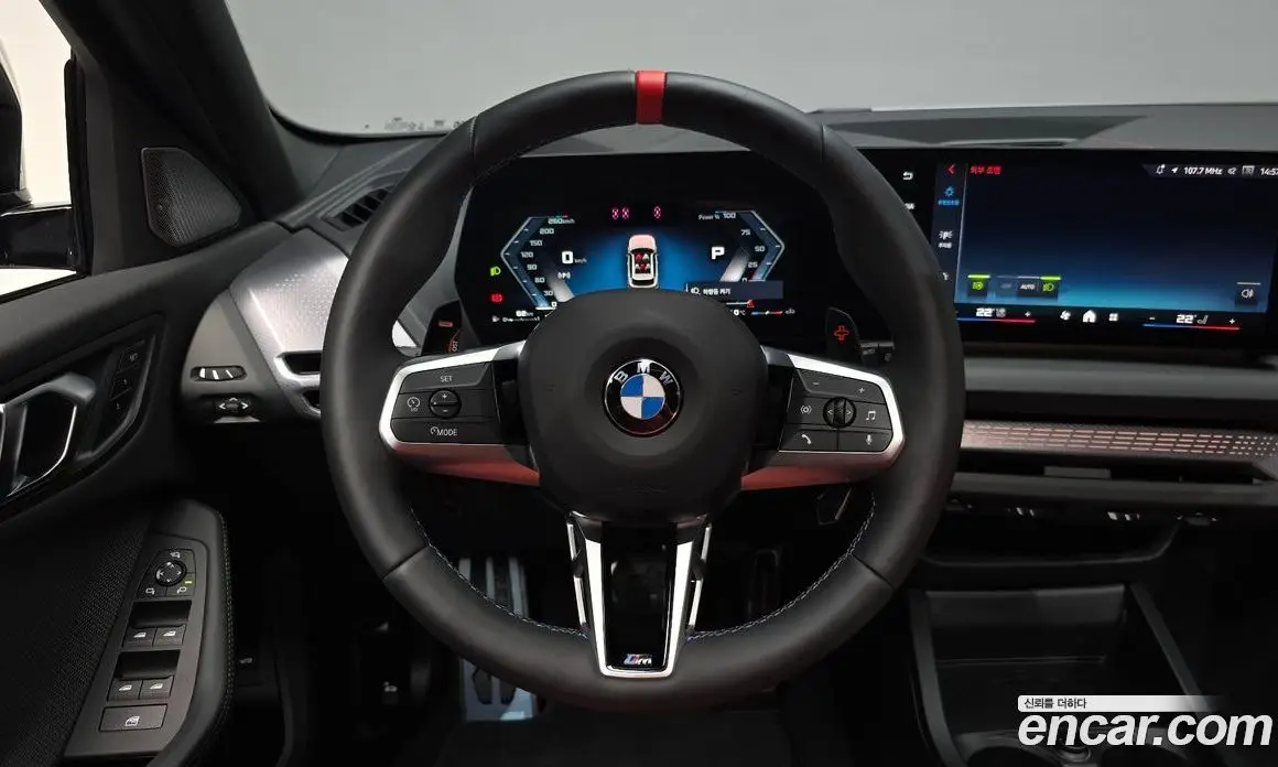 BMW 1 серия 2025 2.0 автомат (гидро), фото 18 BMW 1 серия 2025 2.0 автомат (гидро), фото 18