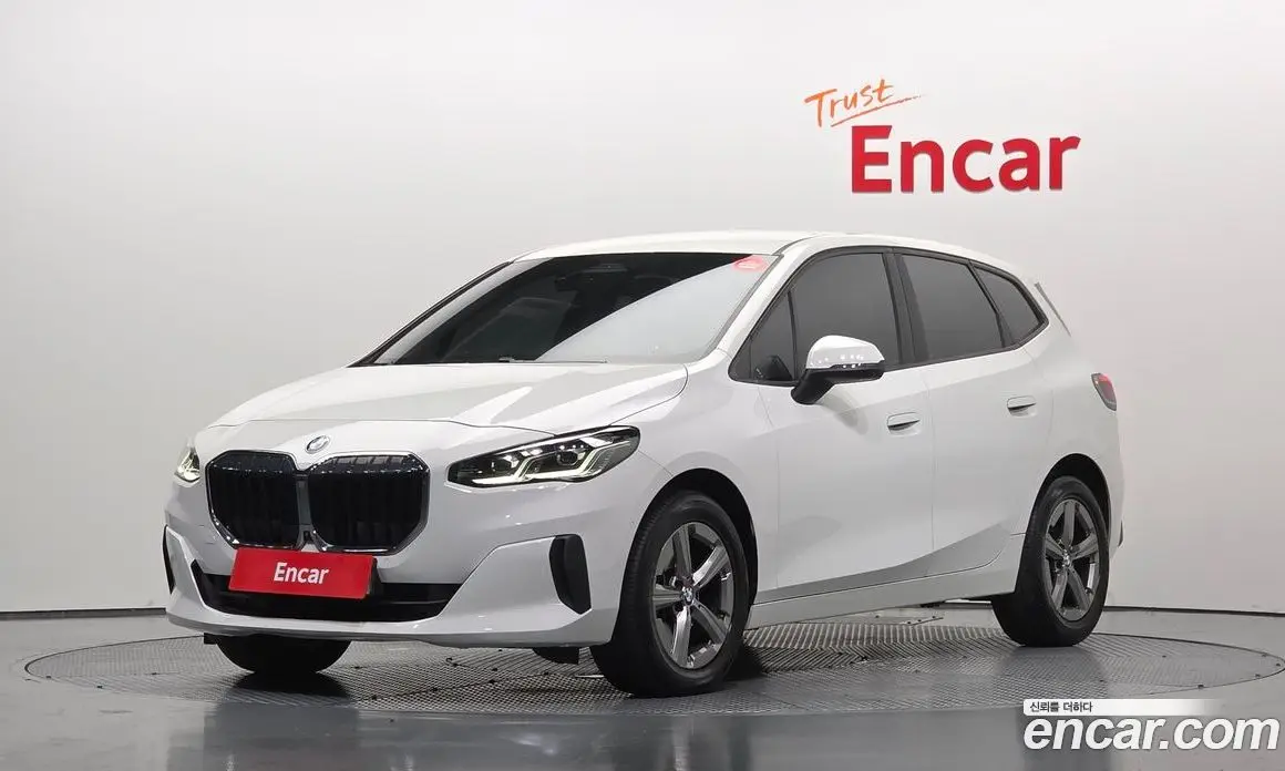 BMW 2 серия 2023 2.0 автомат (гидро), фото 1 BMW 2 серия 2023 2.0 автомат (гидро), фото 1