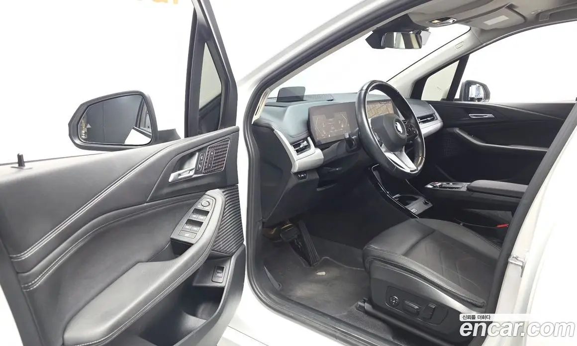 BMW 2 серия 2023 2.0 автомат (гидро), фото 13 BMW 2 серия 2023 2.0 автомат (гидро), фото 13