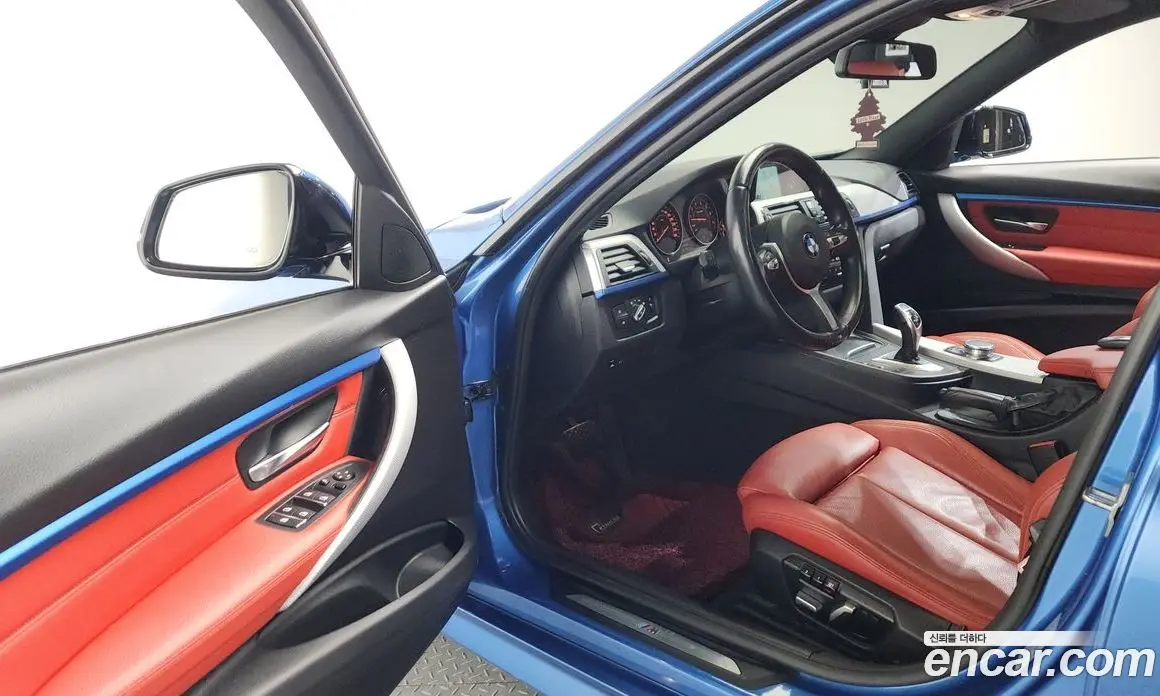 BMW 3 серия 2017 2.0 автомат (гидро), фото 12 BMW 3 серия 2017 2.0 автомат (гидро), фото 12