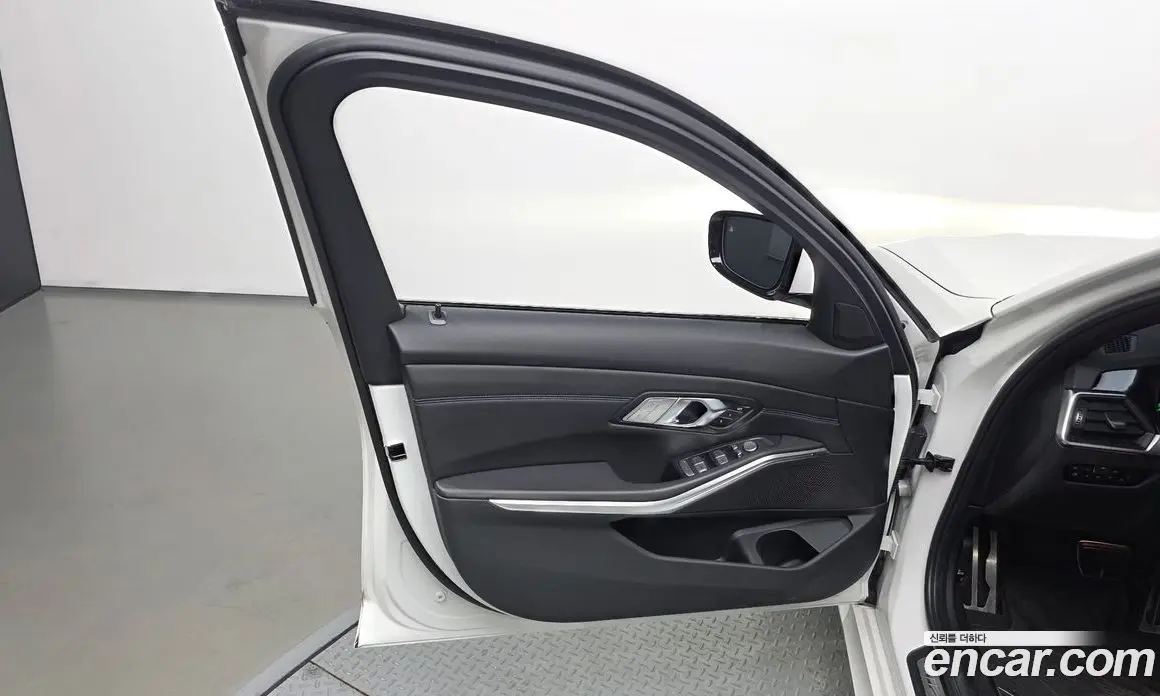 BMW 3 серия 2021 2.0 автомат (гидро), фото 14